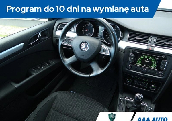 Skoda Superb cena 50000 przebieg: 144305, rok produkcji 2015 z Cedynia małe 326